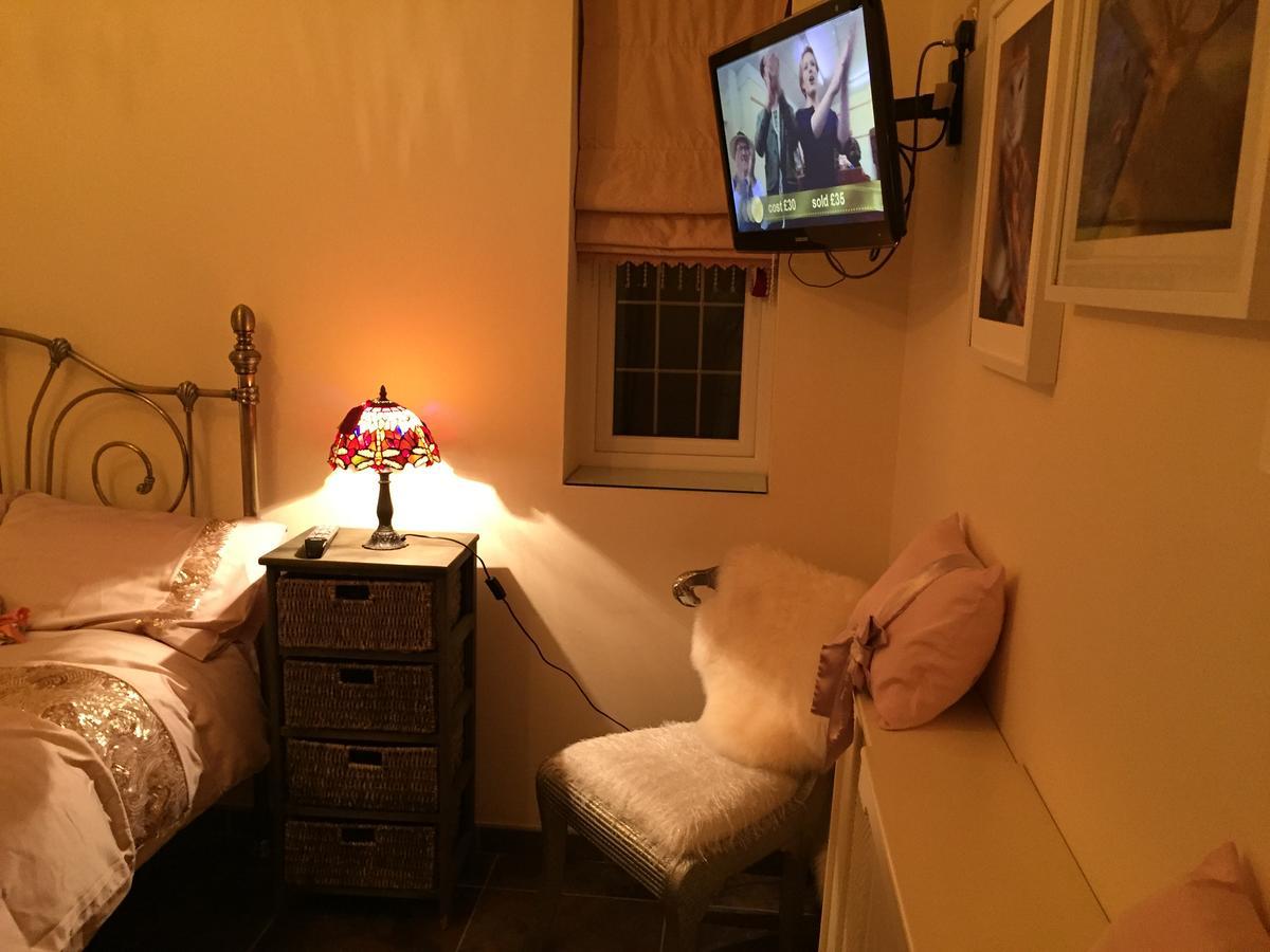 Retreat At The Knowe Auchincruive Estate Bed & Breakfast แอร์ ภายนอก รูปภาพ